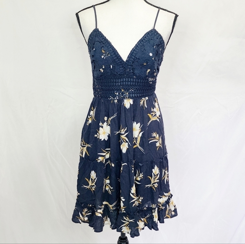 Love Tree Crochet Lace Floral Ruffle Adjustable Strappy Sundress - Picture 2 of 6